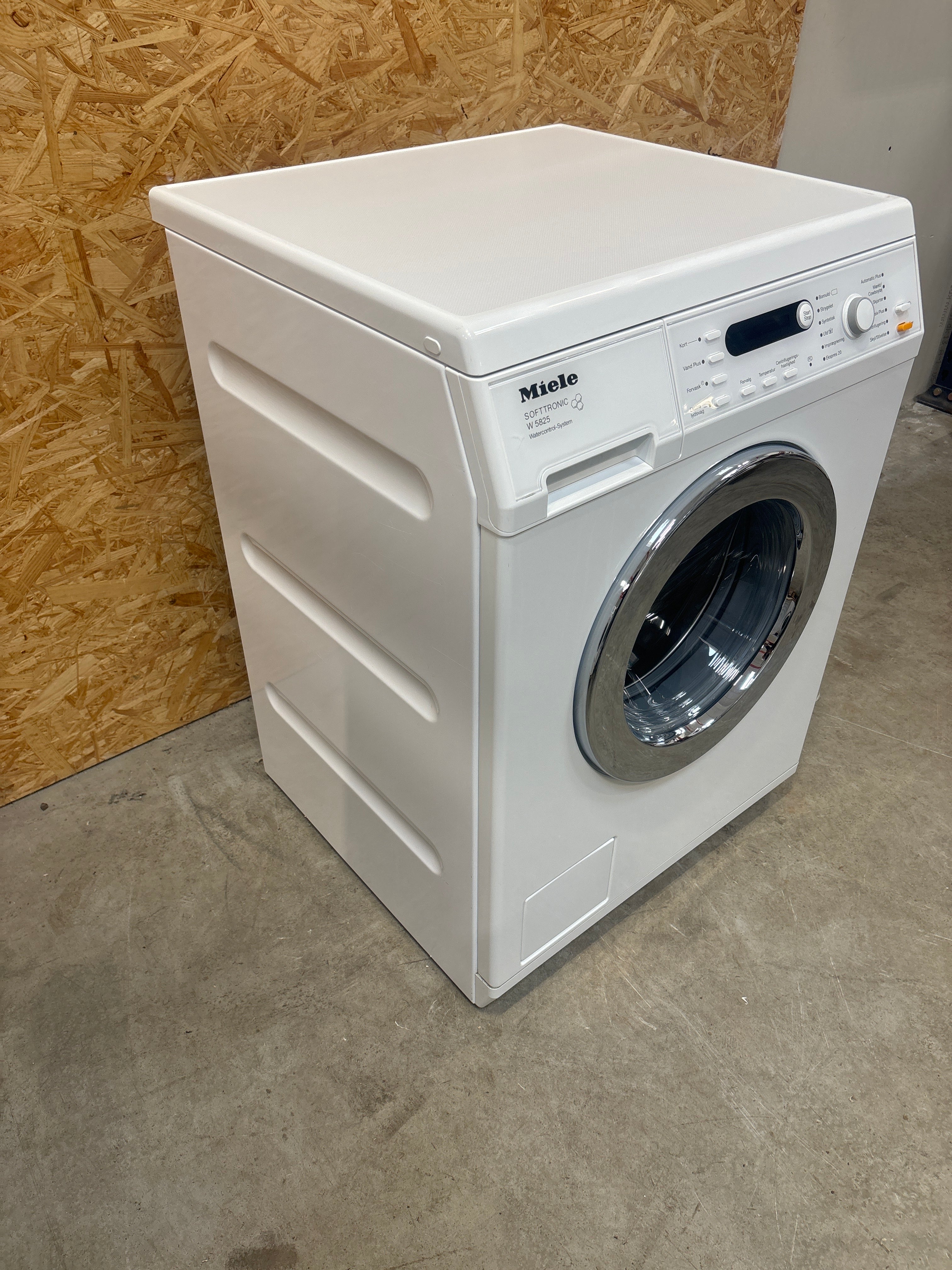 Miele vaskemaskine W5825 (ECO W5000) - D12060